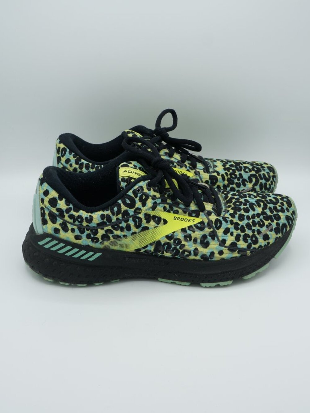 Brooks Adrenaline GTS 21 Women's Size 10 Teal Neon Leopard Print Running Shoes - Picture 4 of 10